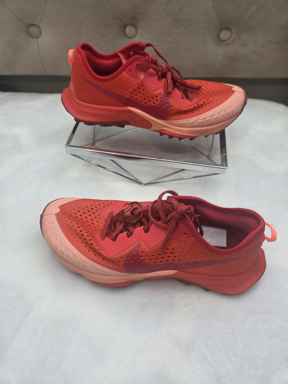 Nike Pegasus Trail 3 Women's Running Trail Shoes Coral Pink Orange Size 7.5
